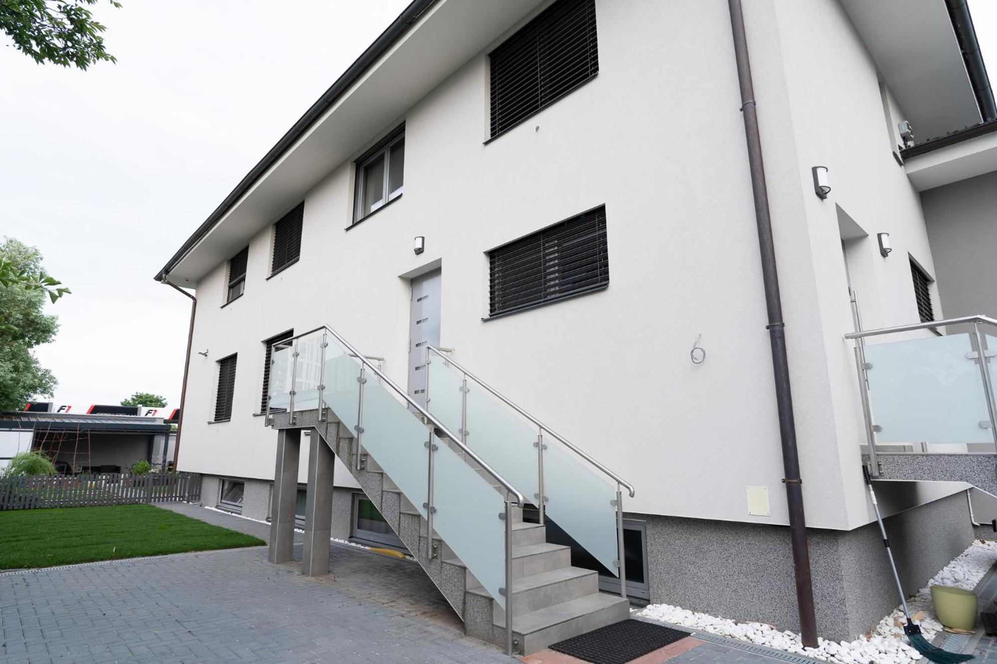 The Dante Villa Apartments Praha Eksteriør bilde